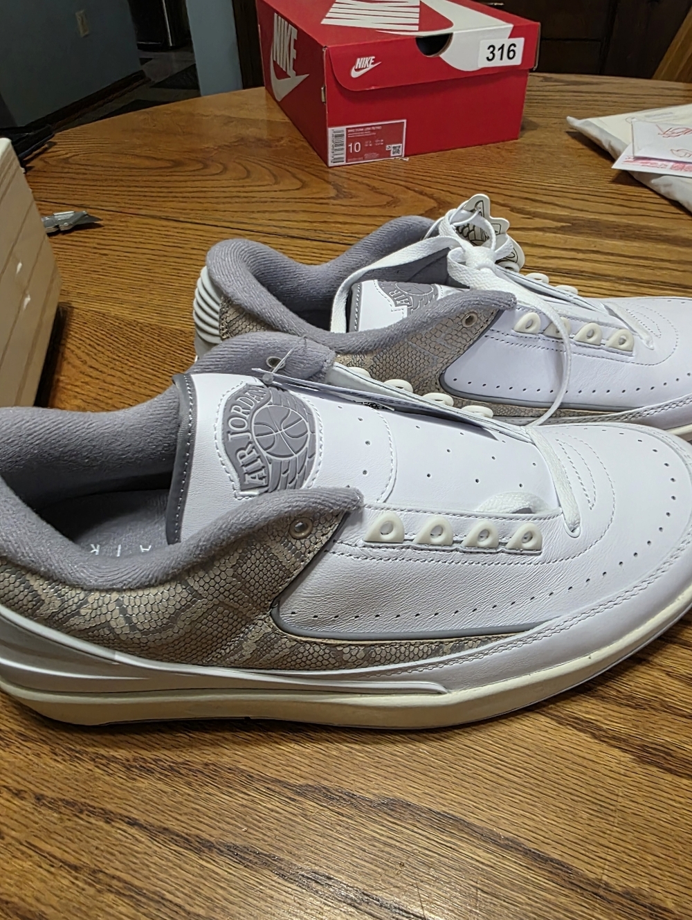 Jordan 2 Retro Low Men’s White Leather Low-Top Sneakers Size 11.5 Brand New - Picture 4 of 8